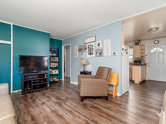 4th image of 207 Saint Jude Ave