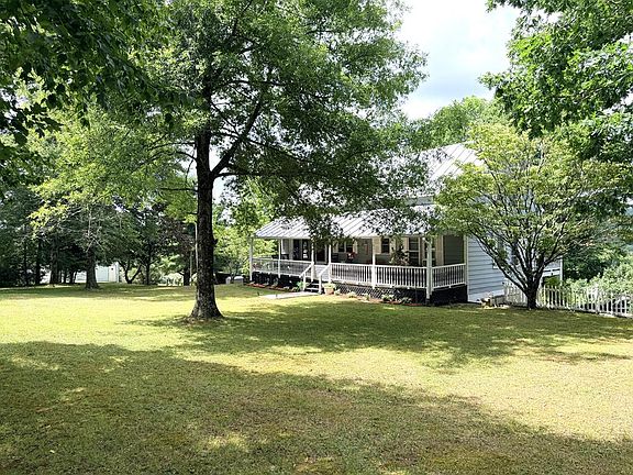 2nd image of 72 Fox Glen Rd