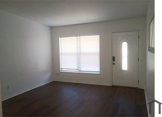 3rd image of 3010 Bellwood Ave