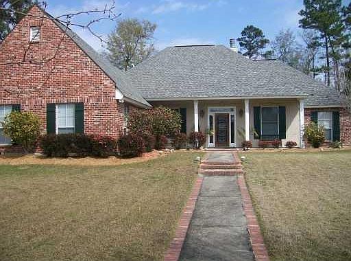 1st image of 812 River Oaks Dr