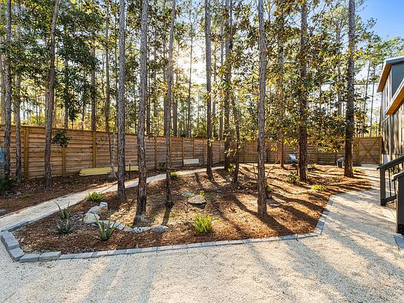 4th image of 168 Long Leaf Cir