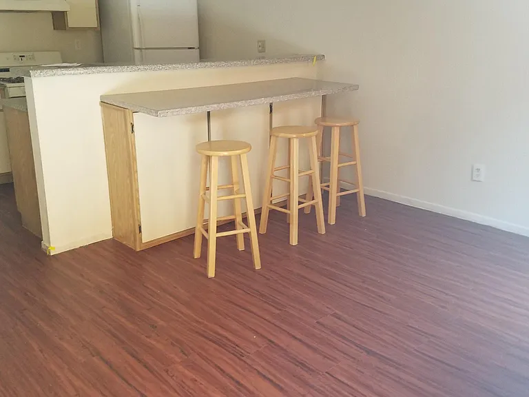 14212 Delano St #107 — Photo 10