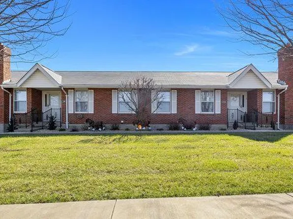 23 Whispering Pine Ln, Warrenton, MO 63383