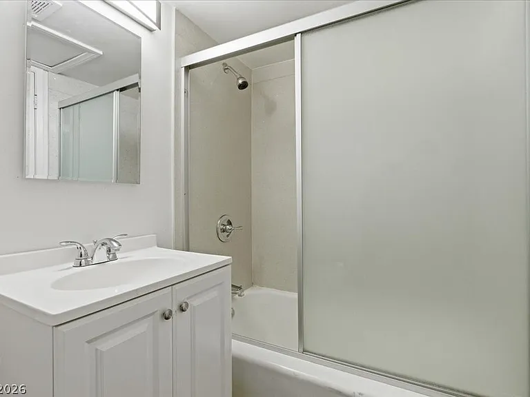 1700 Rexford Dr #209 — Photo 24