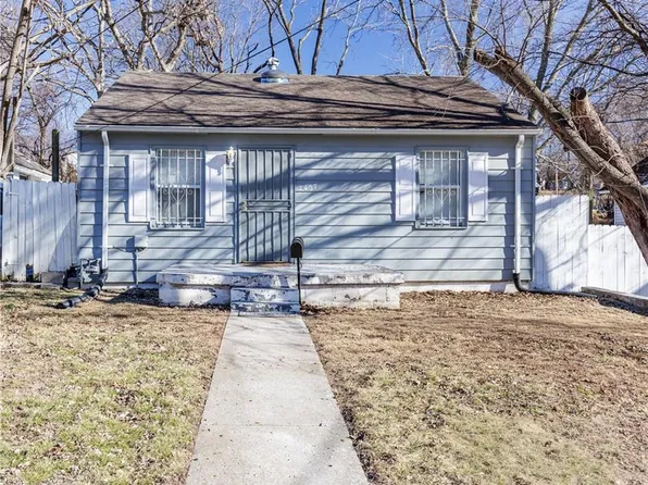 2457 Poplar Ave, Kansas City, MO 64127