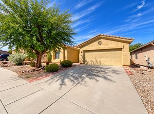 321 E Calle Trona, Green Valley, AZ 85614