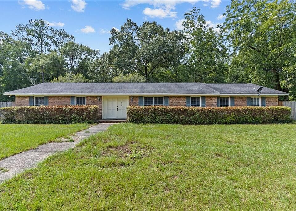 1st image of 101 Bridlewood Cir