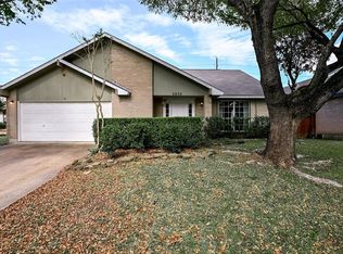 5630 Fair Forest Dr, Houston, TX 77088