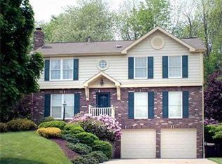 140 Rocky Ridge Rd, Bethel Park, PA 15102