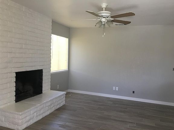 4th image of 18116 Lakeview Dr