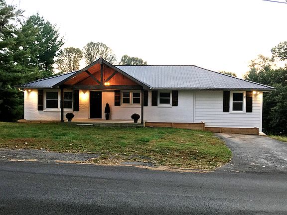 2nd image of 367 Woodhaven Dr
