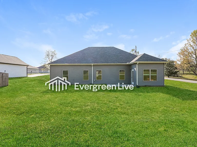 11 Wolf Ln — Photo 14