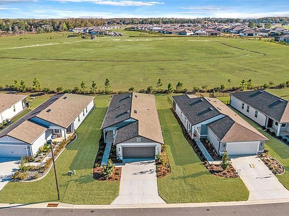 3rd image of 5543 SW 85th Avenue Rd