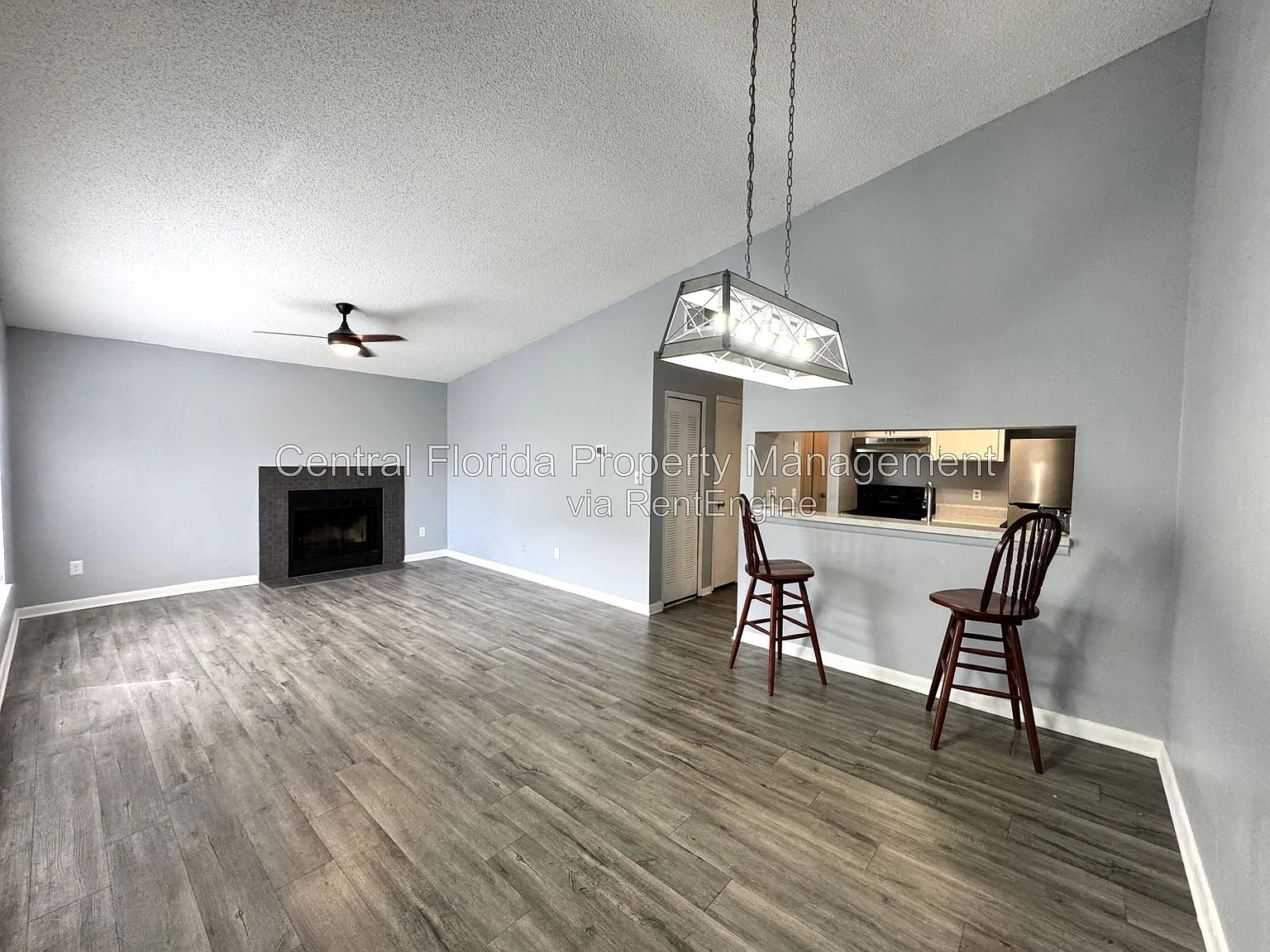 2 bed, 2.0 bath, 851 sqft, $1,499 — Photo 3