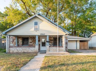 1943 W Chestnut St, Springfield, MO 65802