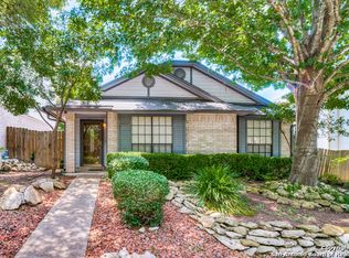 5922 Woodridge Cv, San Antonio, TX 78249