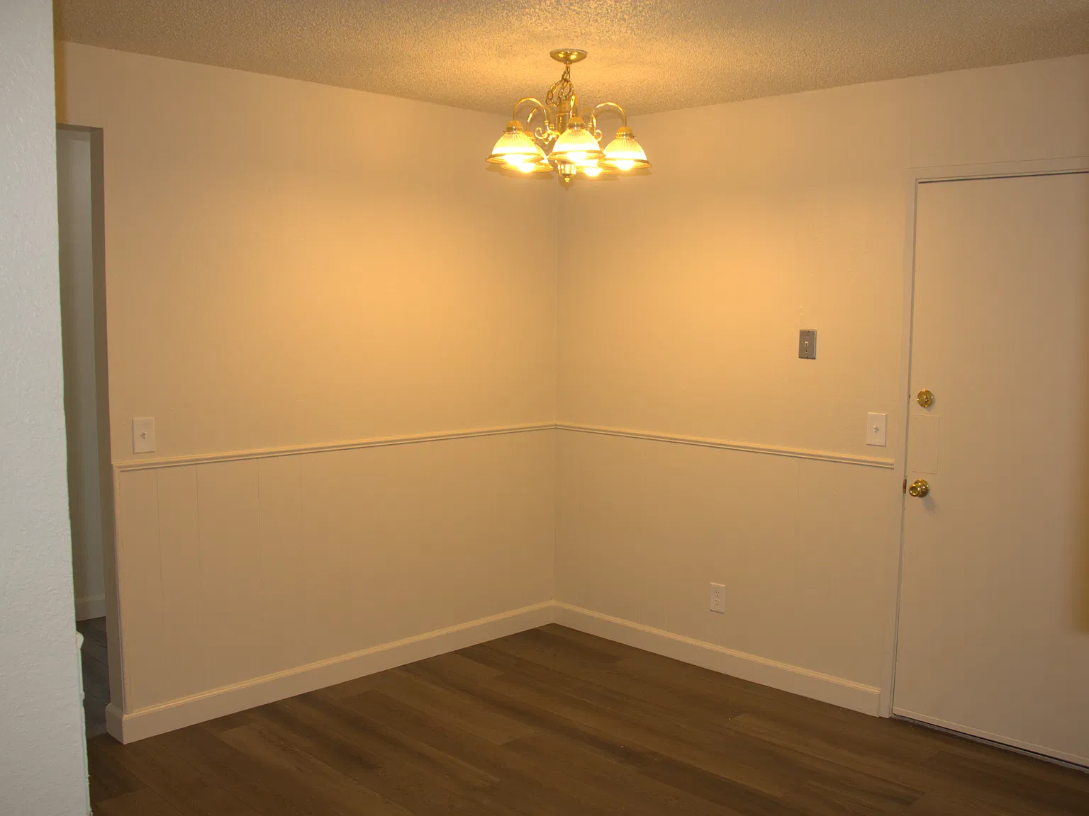 3 bed, 1248 sqft, $2,300 — Photo 3