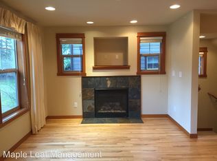 11318 8th Ave NE, Seattle, WA 98125