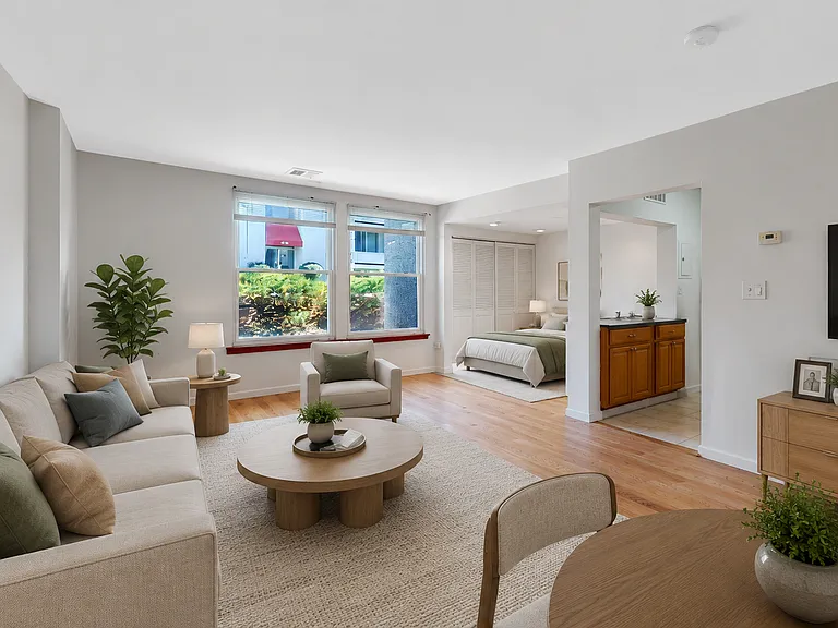 450 River Rd #C — Photo 3