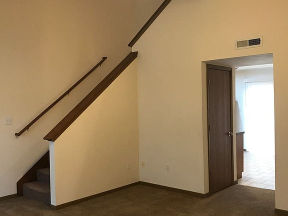 2nd image of 513 Glenstone Dr
