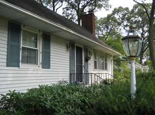 410 Radcliffe St, Wyckoff, NJ 07481