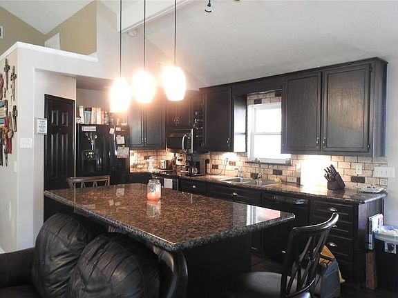4th image of 3526 E Meadow Ln
