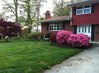 10 Tufts Ln, Newark, DE 19711