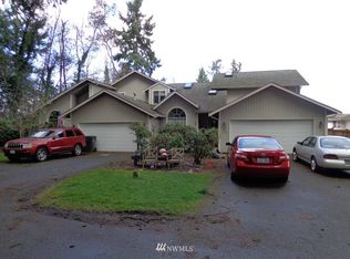718-20 Shannon Ct, Steilacoom, WA 98388