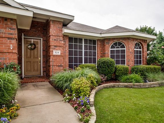 3rd image of 324 Woodglen Dr