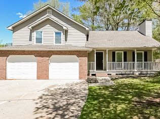 196 Pine Branch Dr, Stockbridge, GA 30281