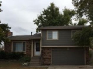 3208 N Cranberry St, Wichita, KS 67226