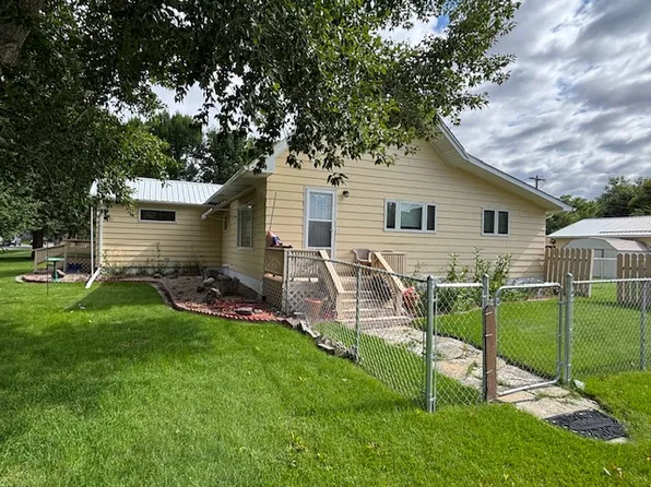 619 S Illinois St, Conrad, MT 59425