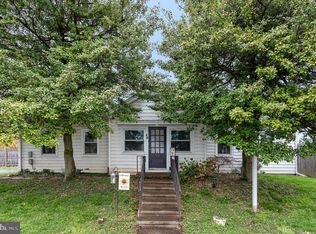 44 W Stiegel St, Manheim, PA 17545