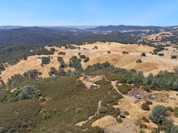 1661 Storksbill Rd, Pilot Hill, CA 95664