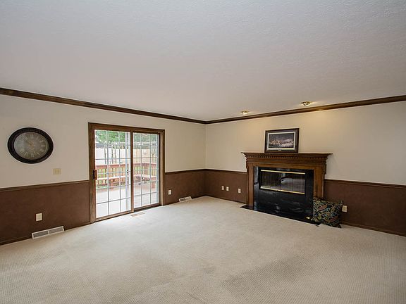 5th image of 1188 Portsmouth Cir