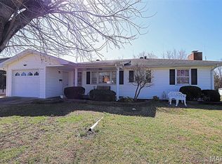 2101 Fornfelt St, Scott City, MO 63780