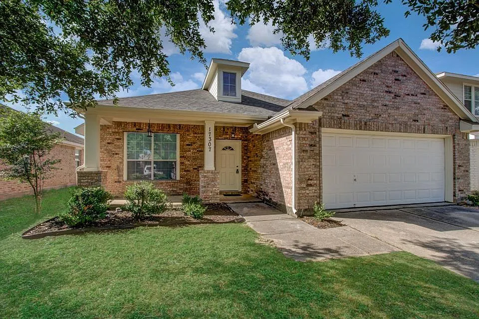 17307 Brookhollow Trace Ct