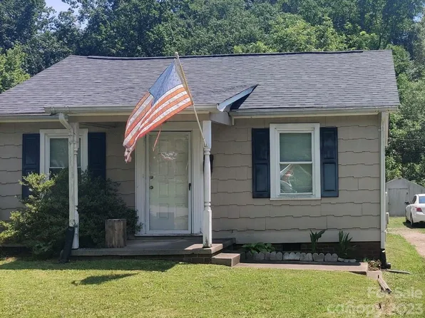 903 Miller St, Kannapolis, NC 28081