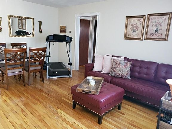 2nd image of 24 Seth Ct #A