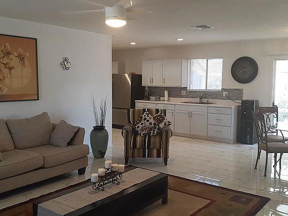 3rd image of 10044 N 103rd Ave