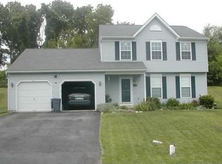 27 Pinckney Dr, Coatesville, PA 19320