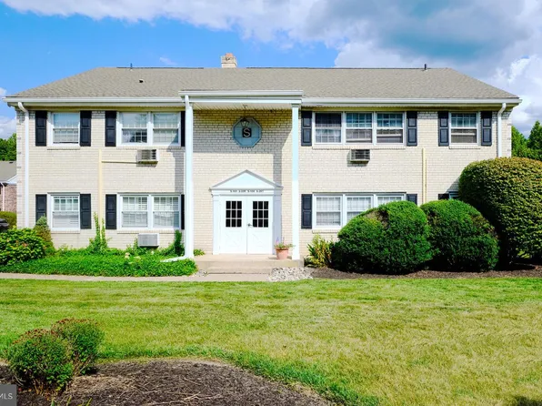 403 S Main St Unit S201, Doylestown, PA 18901