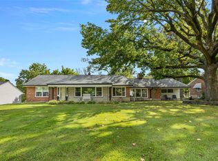 17 Biritz Dr, Saint Louis, MO 63137