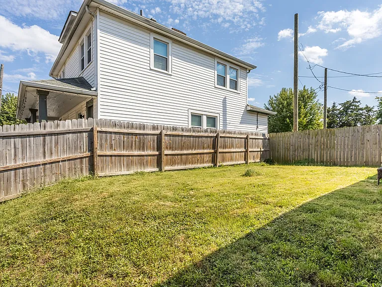 2101 Singleton St #2103 — Photo 30