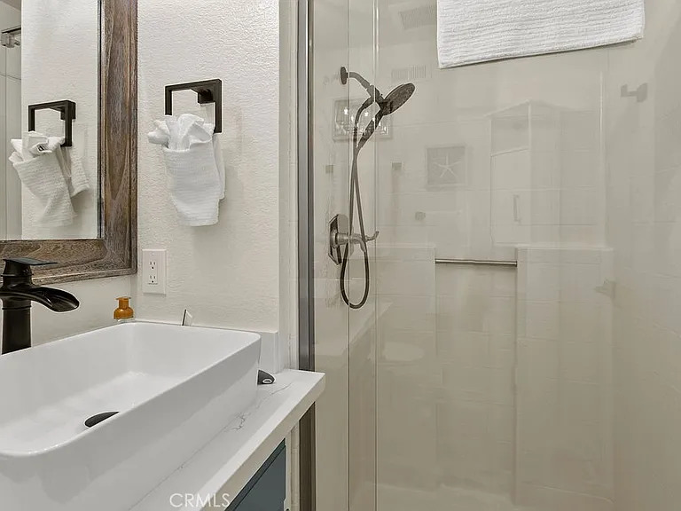 8 Coral Rdg #109 — Photo 18