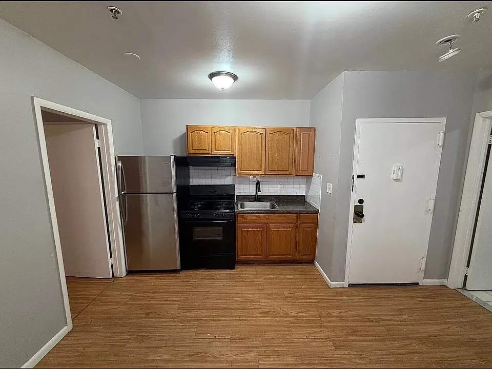1206 Bergenline Ave #4
