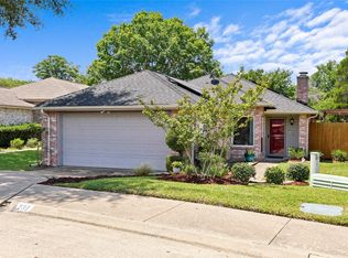231 Juniper Ridge Cir, Desoto, TX 75115