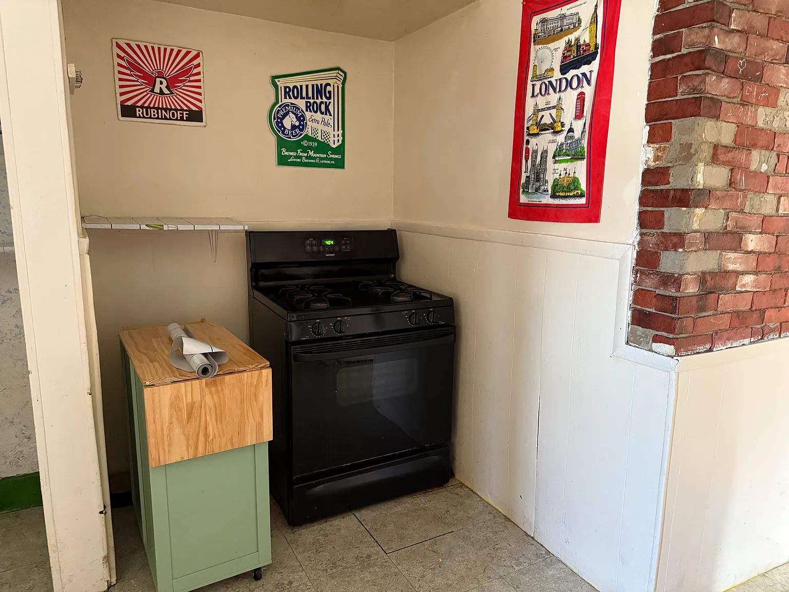 3 bed, $2,500 — Photo 2