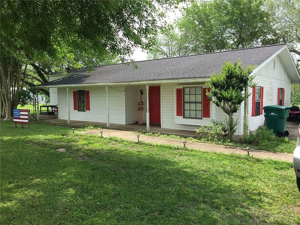 1st image of 601 McCormick Dr