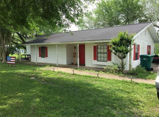601 McCormick Dr, Victoria, TX 77904